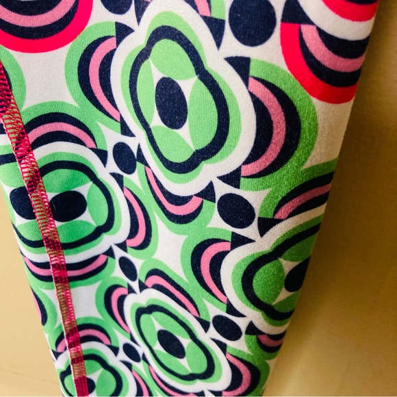 Crown & Ivy Two Tone Geo Print Leggings Size M? - Picture 3 of 6